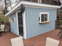 Lakefront Home with Saltwater Pool, Hot Tub, Firepit, Kayaks.  Pet Friendly