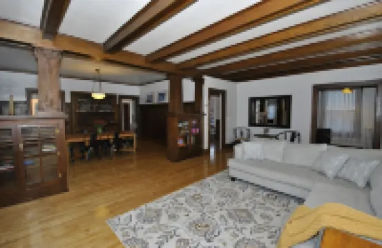 Vintage Gem in the Heart of Sheridan