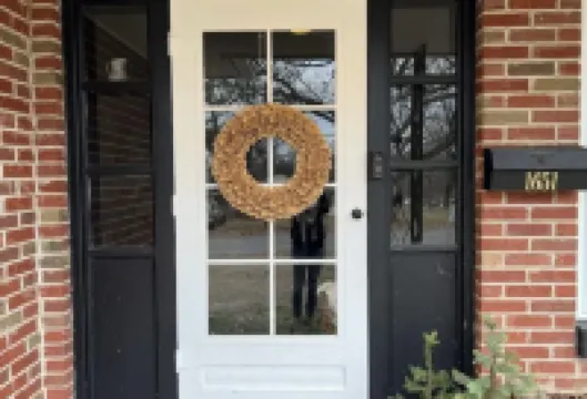 Charming 3-bedroom house near downtown