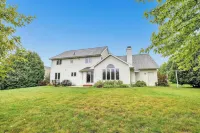 Large Green Bay Packer Weekend House