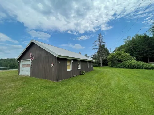 Direct Lakefront Cabin with 3 bedrooms! Serene Getaway!