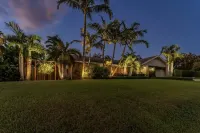 10 mins to Beach, 4 BD, Heated pool, 15 mins to Boynton Downtown Các khách sạn gần Smoke Inn Cigars Boynton Beach