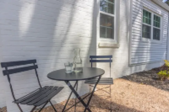 Forest Hills Manor w/ King Bed