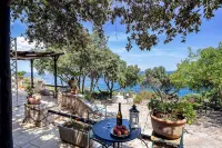 MAREBLU, trullo with splendid veranda facing the sea inside the Franchina Hotels in der Nähe von LEUCA MARINE
