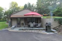 Earthen Bungalow