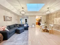 #SuiteDreamsLawrence - Historic Downtown Loft - sleeps up to 6!