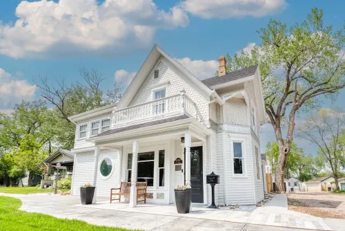 Luxury Meets History at the Iconic Barney House