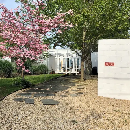 Mid-Century Modern on Private Beach, Designed by Award Winning Architect!