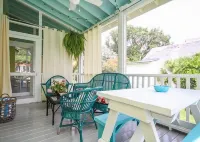 Cottage on the Green B Just Steps to the Beach Hotels in Tybee Island