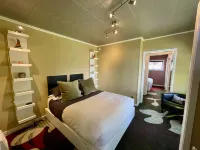 Avalon Guesthouse : Eastside Suite