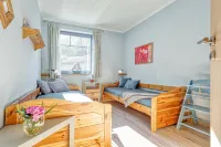 Comfortable, quiet 3-room first floor apartment, garden, fireplace and underfloor heating