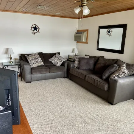 Discover Your Retreat - 3-Bedroom Cottage in Winthrop