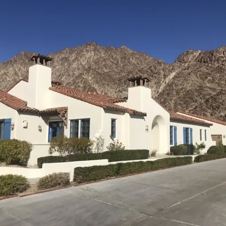 Beautiful Single Story Legacy Villas Townhome, Panoramic Mountain Views!