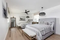 Ultra-Clean, Designer Condo in Downtown Scottsdale