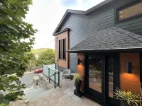 Modern West Point House Near West Point - 3 Bed, 2 Bath with Hot Tub & Fire Pit! Hotels in Highlands