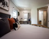 House in the heart of Darby, MontanaFully remodeled. Hotels in Darby