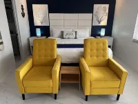 Sapphire by the Sea Unit 4 King Bed, kitchen, pool view, Sleeps 2 Hotel a Lauderdale-by-the-Sea