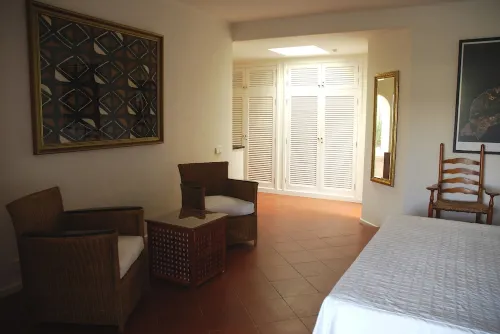 Los Helechos, Charming villa, pool with hydromassage and a large covered terrace