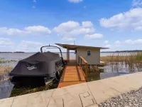 Boat Friendly & Private Pool Hotels in Leesburg