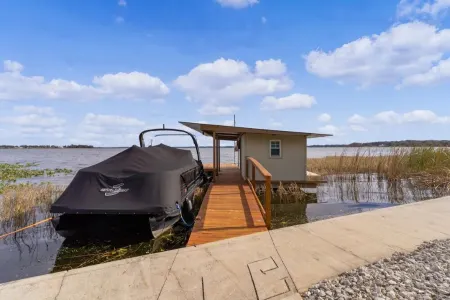 Boat Friendly & Private Pool