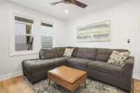 4 houses from the beach!  Belmar Rear West Cottage