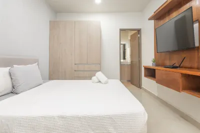 Luxury apartment 1BR, Direct Access to 5th Ave