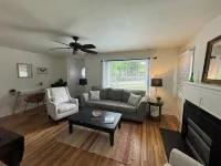 Charming 2-bdrm downtown Coeur d'Alene Historic Foster Ave-Garden District