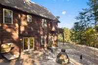 Lake Lovers Cabin 4 Bedrooms 3.5 bath. Close to Lake Lure & Chimney Rock