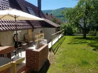 Alte Brennerei am Fuße der Schwäbischen Alb mit Garten und Terrasse Hotels in Bissingen an der Teck