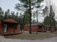 Cabin # 4 at Northern Comfort HANDICAP FRIENDLY UNIT