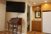 La Jolla-WindanSea-Beach Barber Track Studio