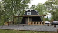 London's Mountain House - Cozy Romantic mountain cabin - easy paved road access