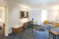 Courtyard Nashville at Opryland Hotels near Bass Pro Shops