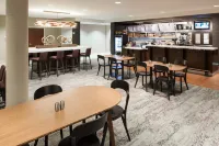Courtyard by Marriott Hattiesburg - Frühstück