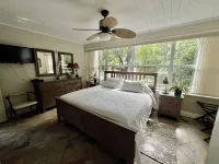 Keys Villa - Secluded tropical paradise located on the water!