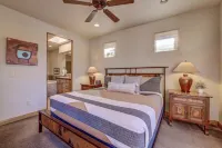 Entrada Oasis 1 BR Waterside Villa w/full Kitchen & Private Garage