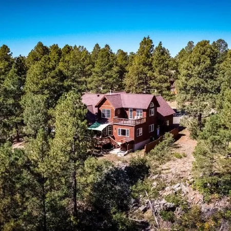 "The Lodge" At Pagosa's Dutton Canyon/Hot Tub/Gas FP Stove/Pool Table/Pets