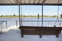 Only 45 Minutes From Downtown New Orleans Is A Vacationers Bayou Paradise.