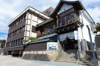Nagaragawa-Onsen Ishikin Hotels in 