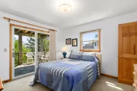 Private Pool,  Heat Included, Dogs Welcome, Hot Tub,  Oceanside, No 4x4 Needed