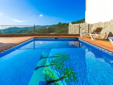 Tres Palmeras Отели рядом с достопримечательностью «Mirador Barranco del Rio Higueron»