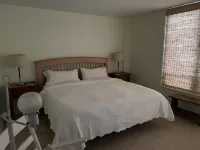 Ocean Front Condo!!! What a Grand View Hotels near Little Chapel On the Boardwalk