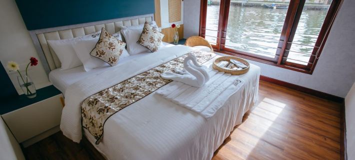 Marvelous Boathouse Hotels in Alleppey