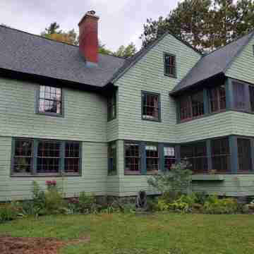 Adirondack Artist Retreat -spacious 5 bedroom w/ 9 person hot tub and more! Hotel Exterior