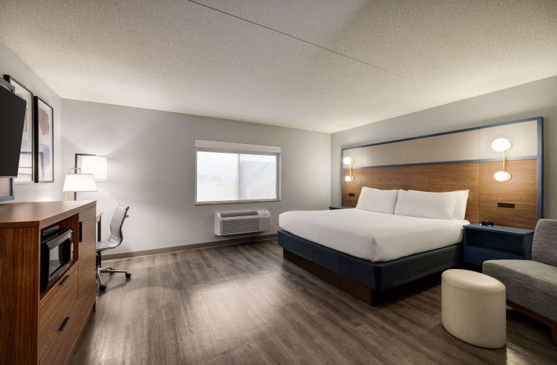 AmericInn by Wyndham Lincoln South