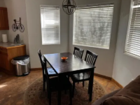 Granny's Nook, Cozy 3-Bedroom Home In Hanksville