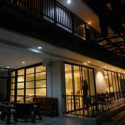 โรงแรม 168 สตูดิโอ อุบลราชธานี Hotel Exterior
