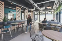 Whoo Bordeaux Bacalan - Hostel Hotels in Cenon