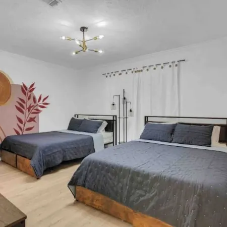 Stylish Boho Home-5Brs- amazing Pool-Patio- 2tvs- DeerPark
