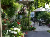 The Bolingbroke Hotel Hotels in Lydiard Tregoze